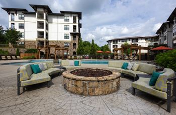 Outdoor Seating and Fire pit at 4700 Colonnade Apartments in Birmingham, AL